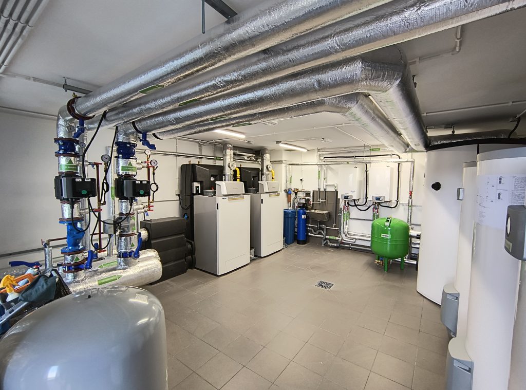 IMG_20250304_094821347_HDR svg+xml;charset=utf